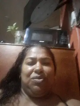Snapshot of Megansquirt69 chatting on July 3, 2026, 3:35 am Megansquirt69 online show from July 3, 2026, 3:35 am