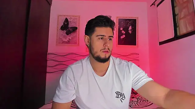Ryan evannss  online show from May 23, 2026, 12:59 pm