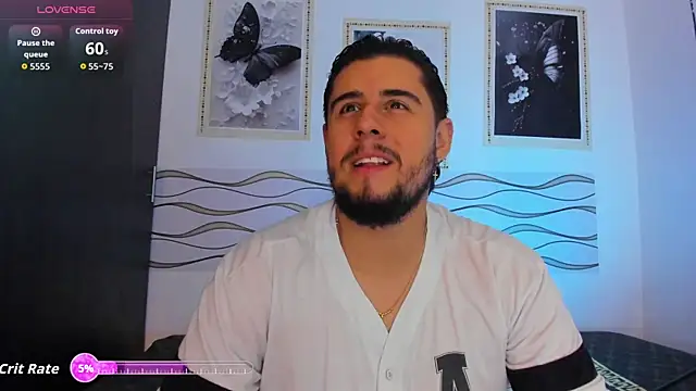 Snapshot of Ryan_evannss_ chatting on June 27, 2026, 12:33 pm Ryan evannss online show from June 27, 2026, 12:33 pm