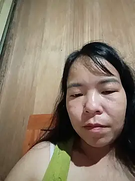 Snapshot of Baby_hott chatting on June 20, 2026, 4:01 pm Baby hott online show from June 20, 2026, 4:01 pm