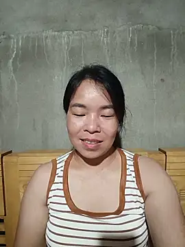 Snapshot of Baby_hott chatting on June 10, 2026, 3:46 pm Baby hott online show from June 10, 2026, 3:46 pm