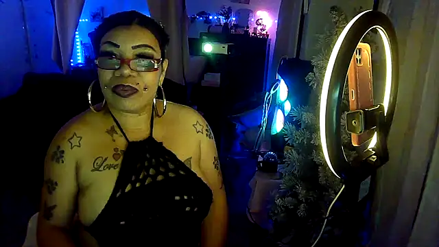 Snapshot of NailGoddessnow chatting on May 3, 2026, 6:07 am NailGoddessnow online show from May 3, 2026, 6:07 am