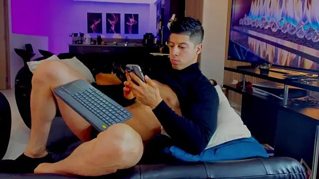 Snapshot of lukas_green11 chatting on June 26, 2026, 7:31 pm lukas green11 online show from June 26, 2026, 7:31 pm