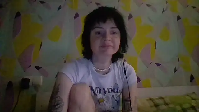 Snapshot of Diana_sosala chatting on July 5, 2026, 2:24 pm Diana sosala online show from July 5, 2026, 2:24 pm