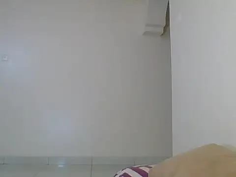 Snapshot of dollface_bela chatting on June 12, 2026, 11:30 am dollface bela online show from June 12, 2026, 11:30 am
