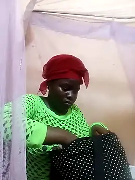 Snapshot of creamyy_pussie chatting on May 25, 2026, 5:44 pm creamyy pussie online show from May 25, 2026, 5:44 pm