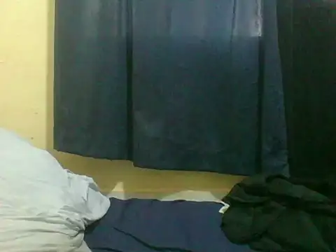Snapshot of naughty-slender chatting on May 21, 2026, 7:28 am naughty-slender online show from May 21, 2026, 7:28 am