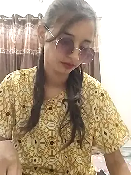 Snapshot of Yoga_Session chatting on June 27, 2026, 5:52 pm Yoga Session online show from June 27, 2026, 5:52 pm