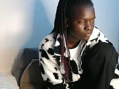 Snapshot of chichie_ chatting on July 1, 2026, 7:20 am chichie online show from July 1, 2026, 7:20 am