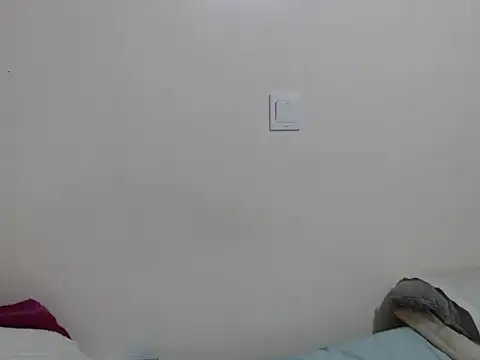 Snapshot of chichie_ chatting on June 17, 2026, 11:25 pm chichie online show from June 17, 2026, 11:25 pm