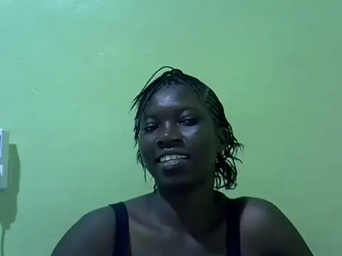 Sweet-Lynn online show from July 5, 2026, 3:30 pm