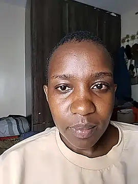 Snapshot of Miss-Temptasion chatting on May 16, 2026, 9:36 pm Miss-Temptasion online show from May 16, 2026, 9:36 pm