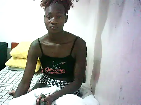 Teshcolaria 20 online show from May 26, 2026, 4:43 am