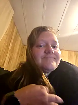 subbybabygirl696985 online show from May 15, 2026, 3:54 pm