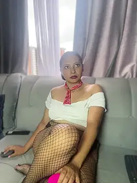 Snapshot of Catalina_kiss chatting on May 16, 2026, 9:03 pm Catalina kiss online show from May 16, 2026, 9:03 pm