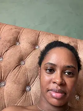 pretty zii online show from June 12, 2026, 11:52 am