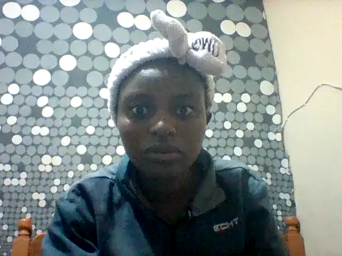Snapshot of liligal chatting on July 9, 2026, 3:29 am liligal online show from July 9, 2026, 3:29 am