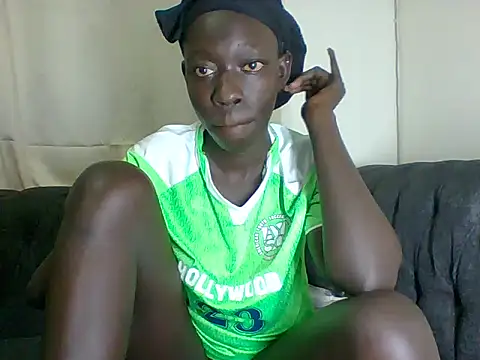 Snapshot of SexyTash25 chatting on July 4, 2026, 3:24 am SexyTash25 online show from July 4, 2026, 3:24 am