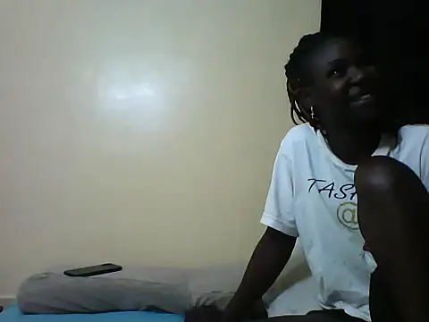 Bambybeauty2 online show from June 25, 2026, 5:34 am