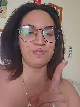 Snapshot of Karengenesisx chatting on June 2, 2026, 6:08 pm Karengenesisx online show from June 2, 2026, 6:08 pm