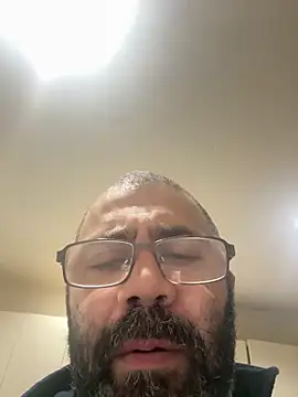 bigdick20101 online show from May 16, 2026, 7:40 am