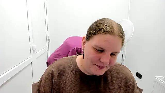 Snapshot of Bella_shyy_ chatting on July 11, 2026, 1:33 pm Bella shyy online show from July 11, 2026, 1:33 pm