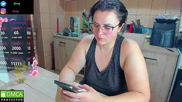 xmarshax online show from November 16, 2025, 6:23 pm