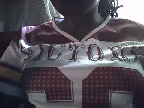 Snapshot of Ebony-Katrinna chatting on June 15, 2026, 9:31 am Ebony-Katrinna online show from June 15, 2026, 9:31 am
