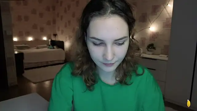 Snapshot of Megan_swiftss chatting on June 4, 2026, 6:45 pm Megan swiftss online show from June 4, 2026, 6:45 pm