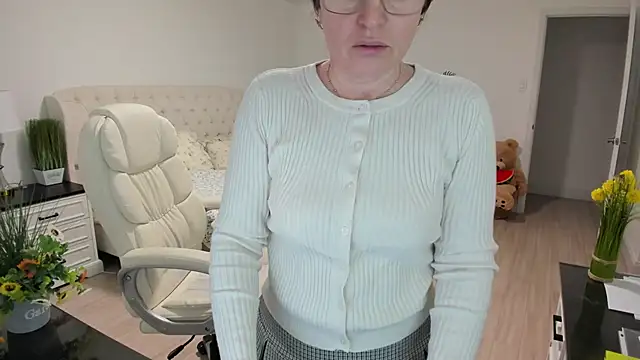 Vika73 online show from February 25, 2026, 12:38 pm