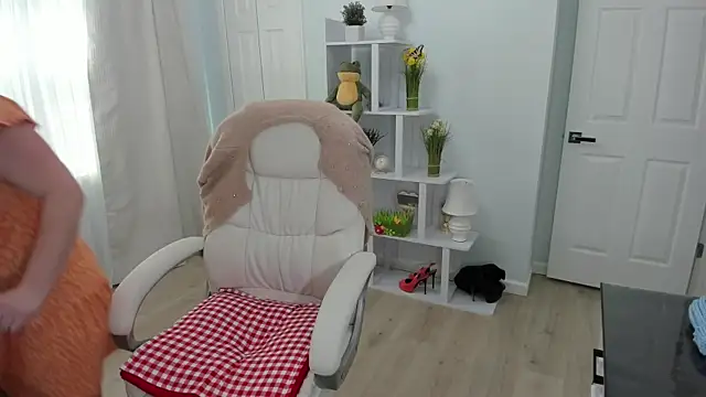 Snapshot of Vika73 chatting on March 14, 2025, 4:51 pm Vika73 online show from March 14, 2025, 4:51 pm