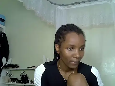 Snapshot of Sexy_vylsa chatting on June 16, 2026, 5:46 pm Sexy vylsa online show from June 16, 2026, 5:46 pm