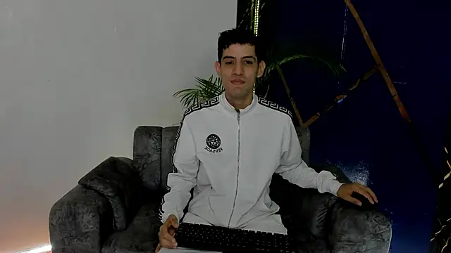 Snapshot of sexy_hairy1 chatting on June 26, 2026, 11:27 am sexy hairy1 online show from June 26, 2026, 11:27 am