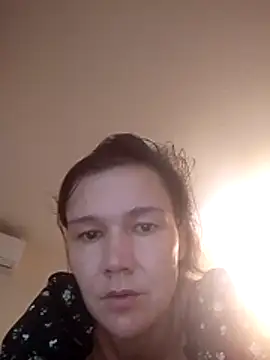 SarahSimpson online show from August 1, 2026, 4:49 pm