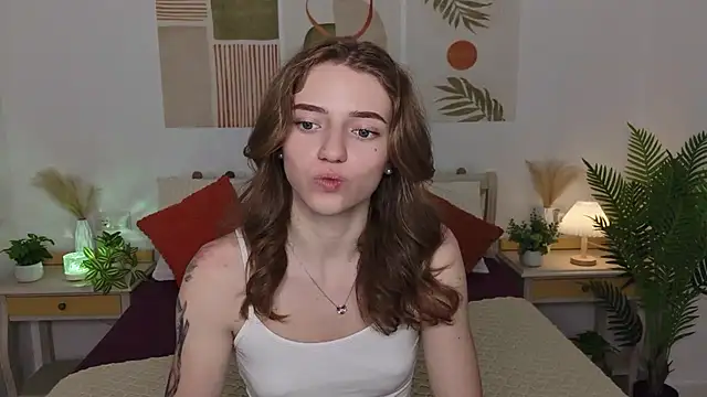 Snapshot of TayloryStar chatting on June 4, 2026, 8:08 am TayloryStar online show from June 4, 2026, 8:08 am