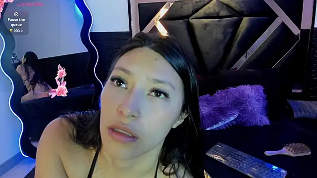Snapshot of Queen_Jen chatting on June 22, 2026, 3:25 am Queen Jen online show from June 22, 2026, 3:25 am