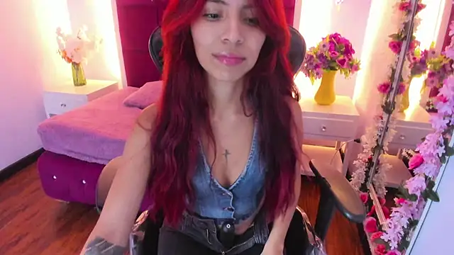 Snapshot of NinaaXXX_ chatting on July 11, 2026, 6:08 pm NinaaXXX online show from July 11, 2026, 6:08 pm