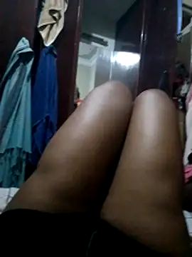 sexy slut22 online show from May 19, 2026, 5:53 pm