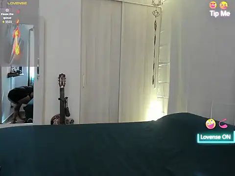 Snapshot of Miguel_angeel_ chatting on July 3, 2026, 2:34 pm Miguel angeel online show from July 3, 2026, 2:34 pm