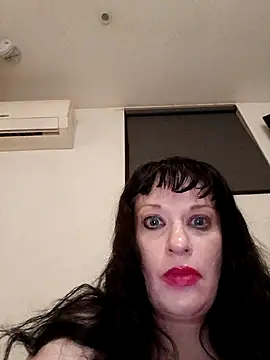 Snapshot of kylliexx chatting on November 7, 2025, 12:31 pm kylliexx online show from November 7, 2025, 12:31 pm