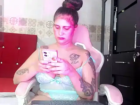 Snapshot of Dulce_Vip chatting on May 22, 2026, 1:42 pm Dulce Vip online show from May 22, 2026, 1:42 pm