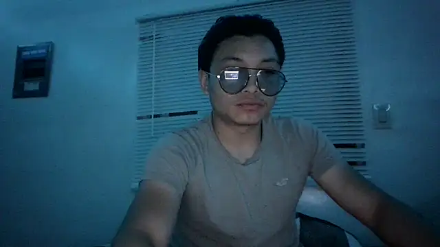 Snapshot of that-you chatting on May 19, 2026, 7:15 am that-you online show from May 19, 2026, 7:15 am