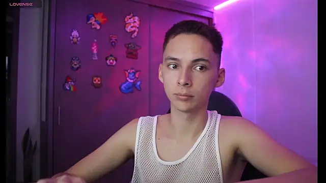 archi love online show from February 1, 2025, 6:10 am