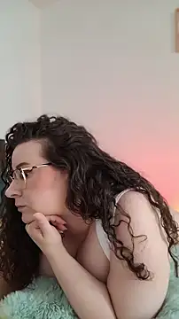 Snapshot of Elissa_Floyd__ chatting on July 6, 2026, 12:01 pm Elissa Floyd online show from July 6, 2026, 12:01 pm