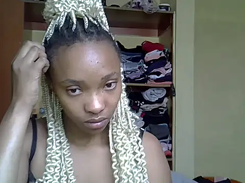 Snapshot of pretty_jazminee1 chatting on May 19, 2026, 7:15 am pretty jazminee1 online show from May 19, 2026, 7:15 am