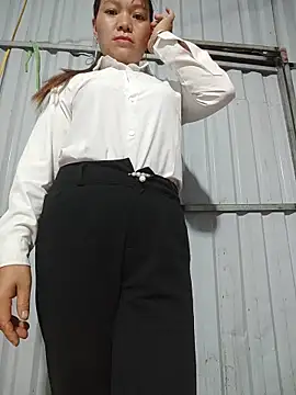 lya sexyy online show from June 9, 2026, 1:12 pm