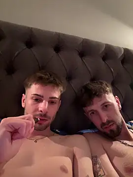Snapshot of boyfriends24h chatting on May 18, 2026, 8:13 pm boyfriends24h online show from May 18, 2026, 8:13 pm