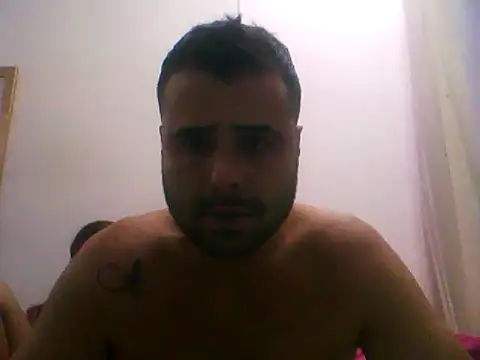 leogaucho34 online show from May 18, 2026, 10:14 pm
