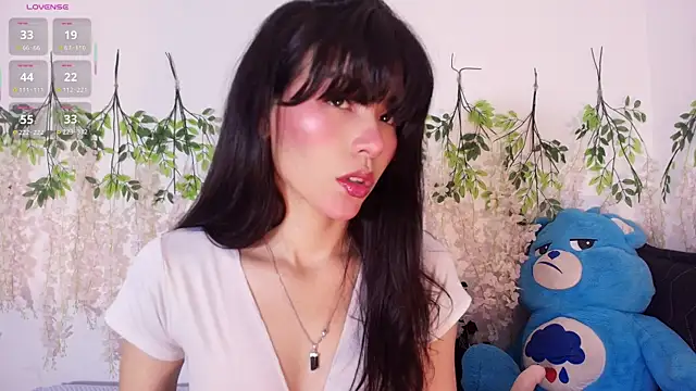 Snapshot of nathalya_summer_ chatting on July 8, 2026, 8:53 pm nathalya summer online show from July 8, 2026, 8:53 pm