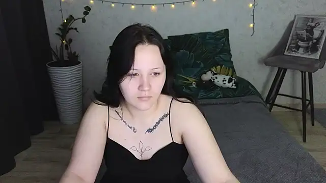 Snapshot of Tori_cute chatting on May 28, 2026, 12:18 am Tori cute online show from May 28, 2026, 12:18 am